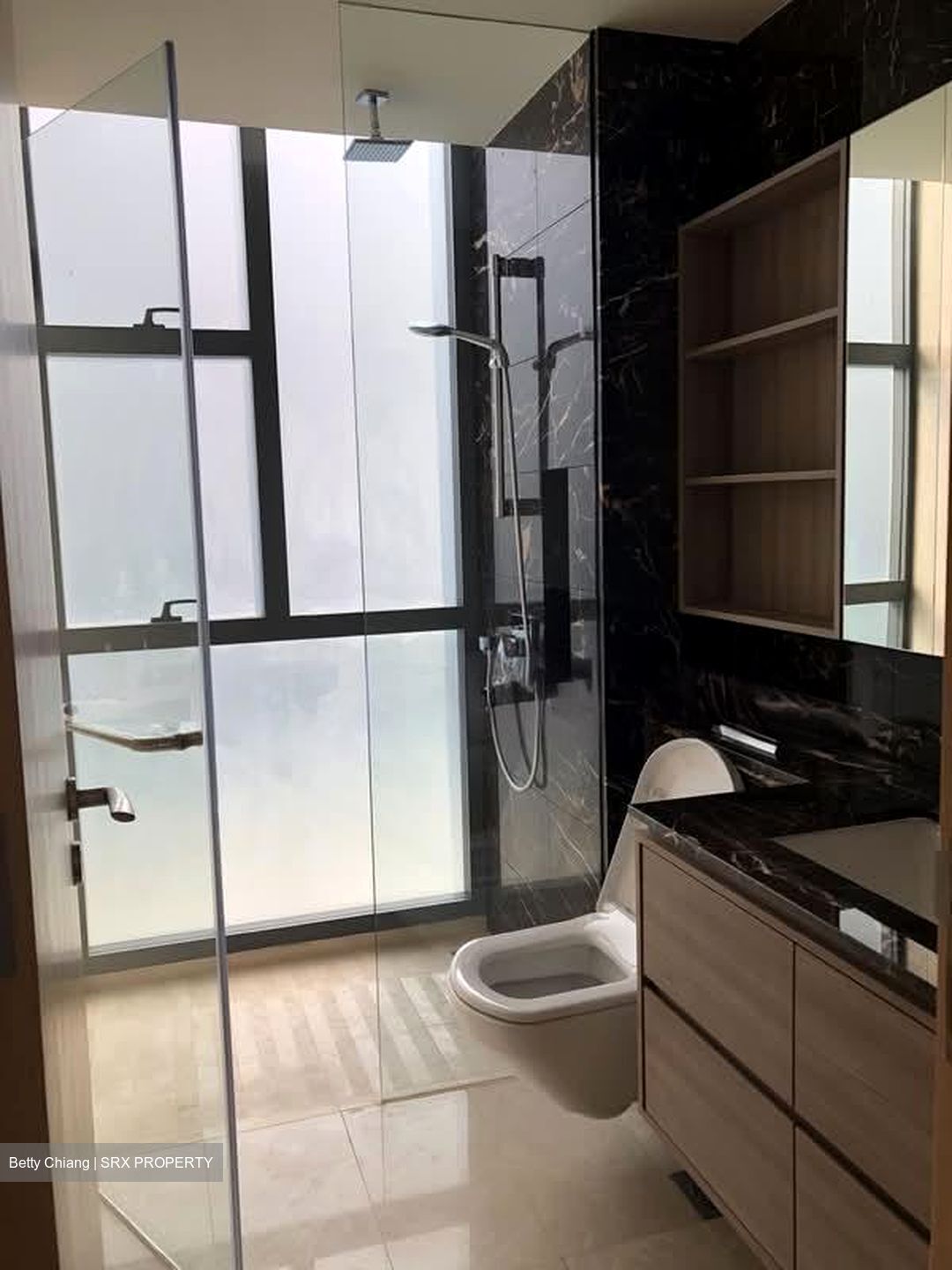 Ang Mo Kio Avenue 5 (D20), Terrace #539347931